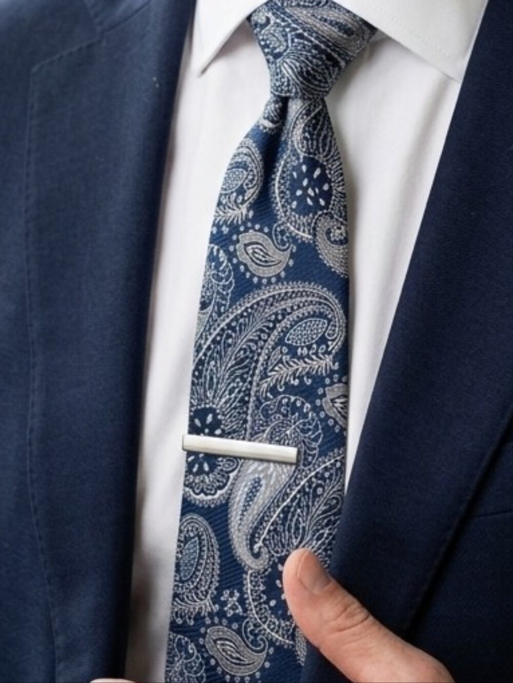 Paisley Men's Tie Blue And Silver Hyde Park 100% Silk